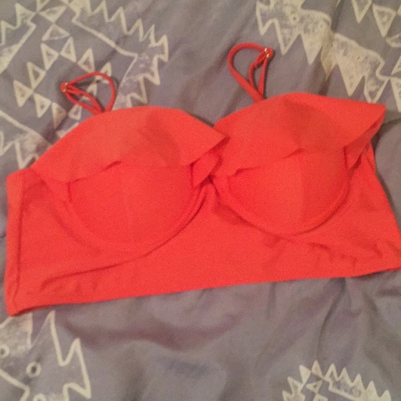 Bathing suit - Picture 3 of 4